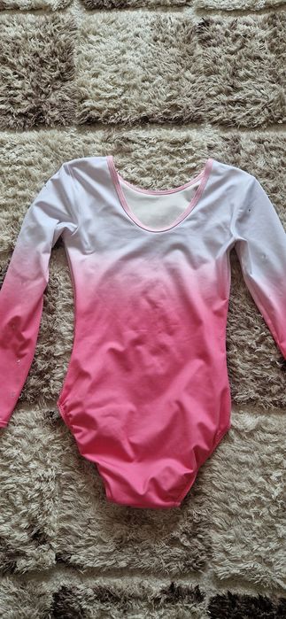 Costum gimnastica fete 9-10 ani
