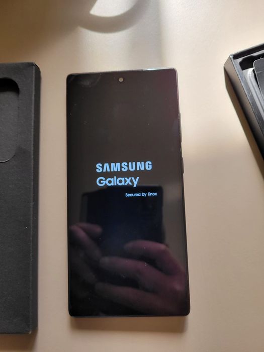 Vând telefon Samsung  S25 ultra