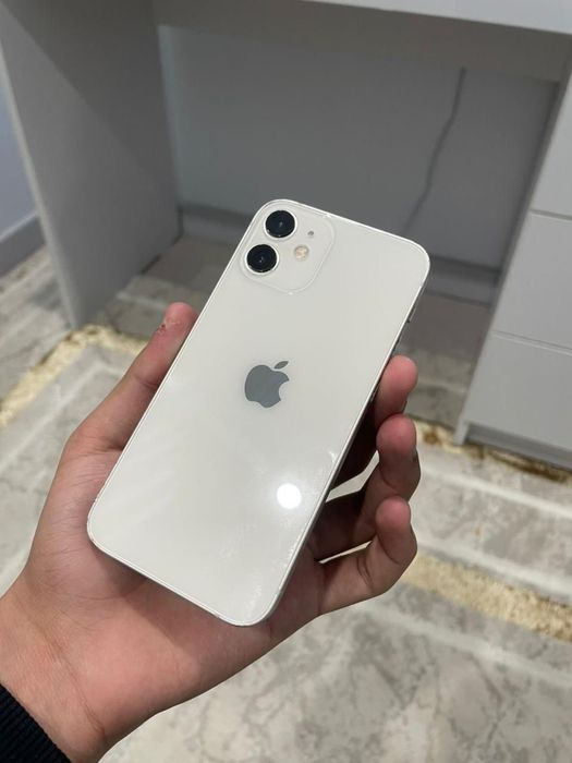 Продам Iphone 12 mini