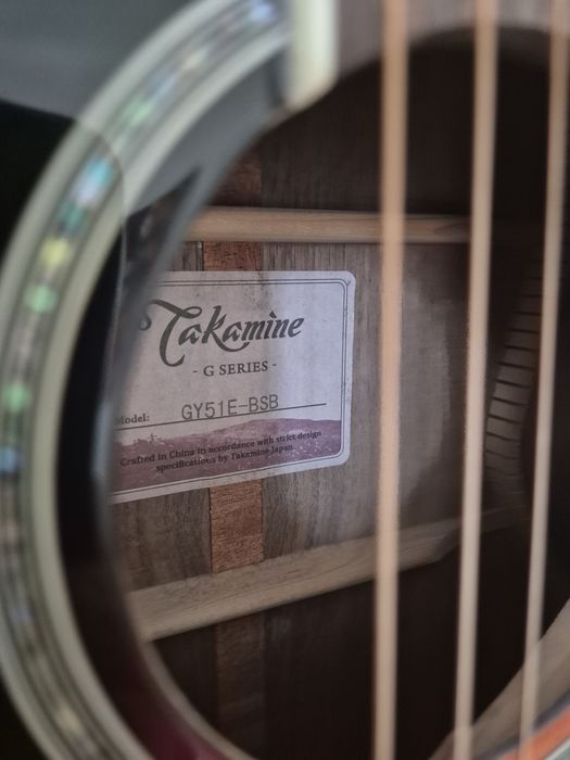 Chitara electro-acustică TAKAMINE GY51E-BSB