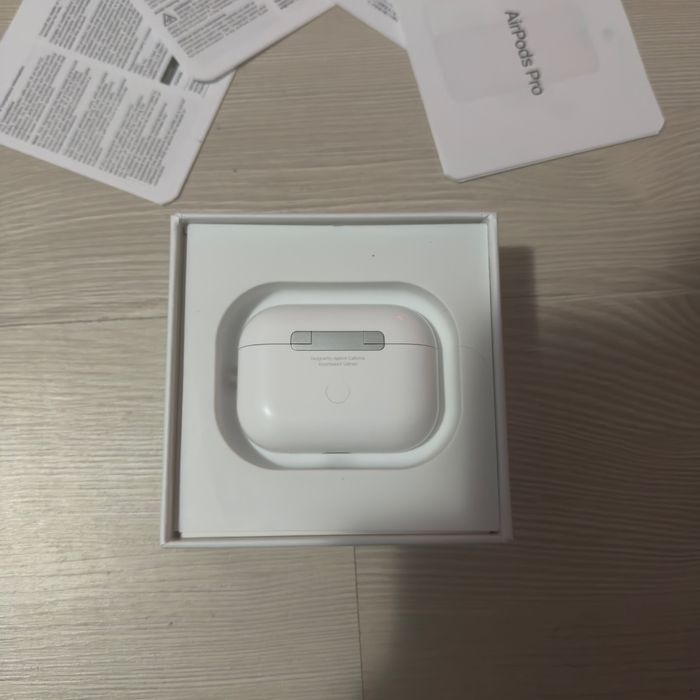 AirPods Pro 2 originale – stare foarte bună