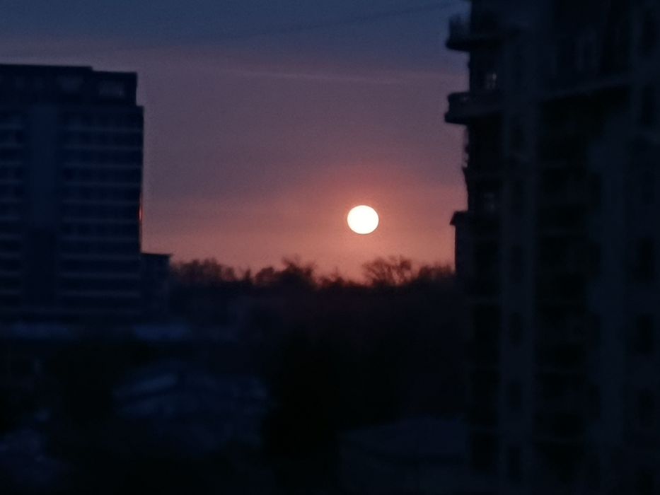 Очки Versace оригинал :3
VE 2120/s Black Gold/Brown
Made im Italy
+998