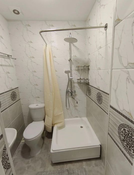 Сдается 1 ком Сдаётся своя 1-комнатная квартира в
Олмос махалля