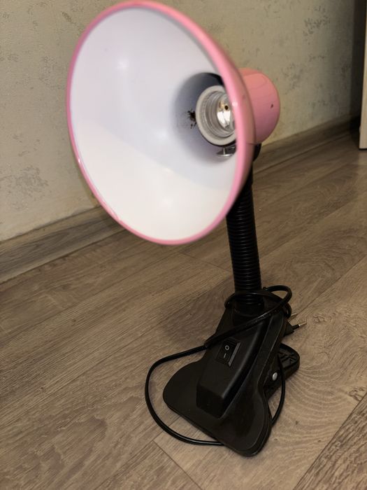 Светильник новый