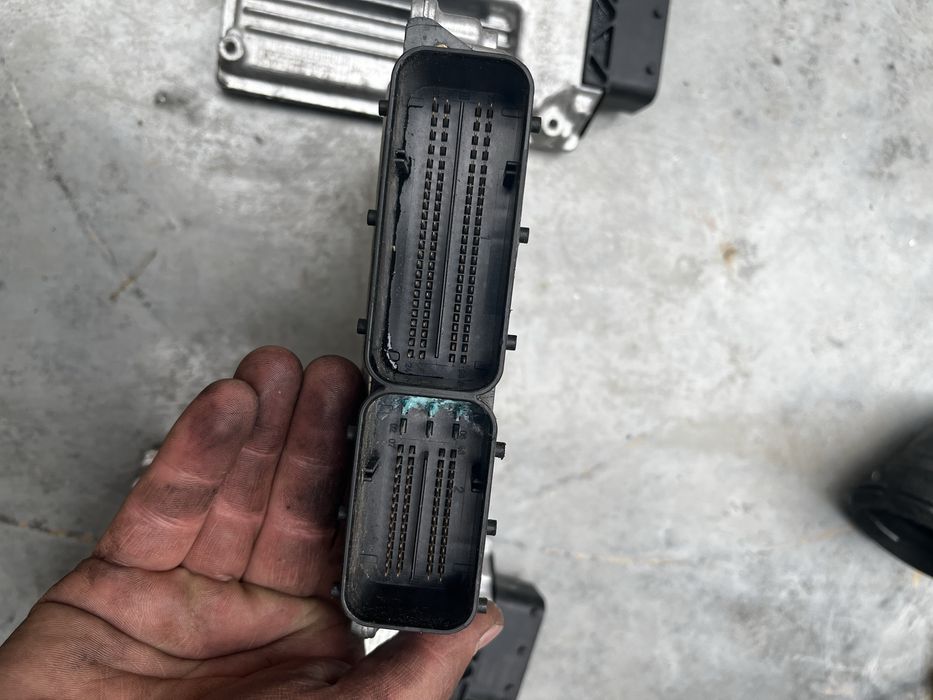 Компютър бмв е60 535д 272кс