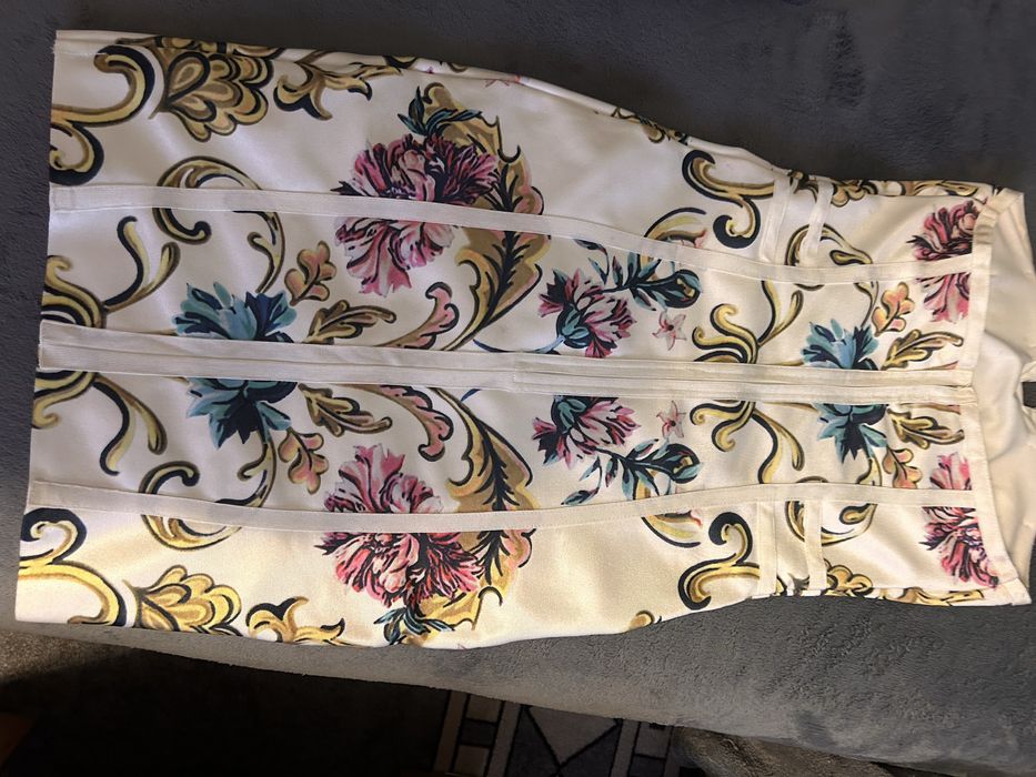 Официална рокля