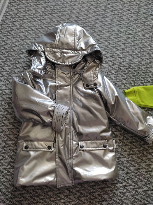 Куртки Zara на 3-4г осень- весна
