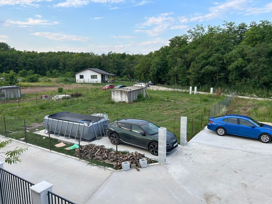 Teren Clinceni superzona  cu case înconjurate de natură