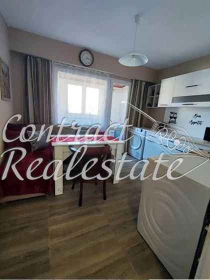 Дава се под наем Двустаен апартамент в Варна, Център - 45 кв.м за 357 € - Снимка #1