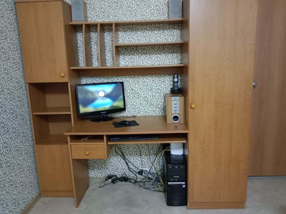 Компьютерный стол- горка