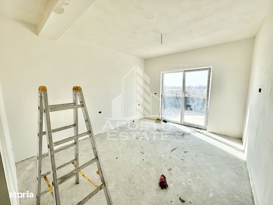 Penthouse cu 3 camere, dressing si terase de 50 mp la intrare in Giroc