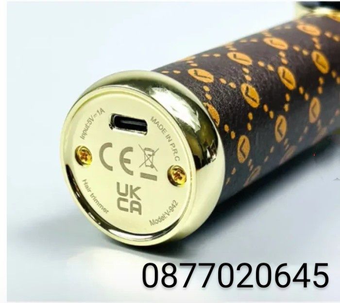 Професионална машинка за подстригване VGR-942