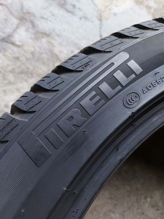 Anvelope iarna 245 45 19 • 275 40 19 Pirelli SottoZero Winter  RunFlat