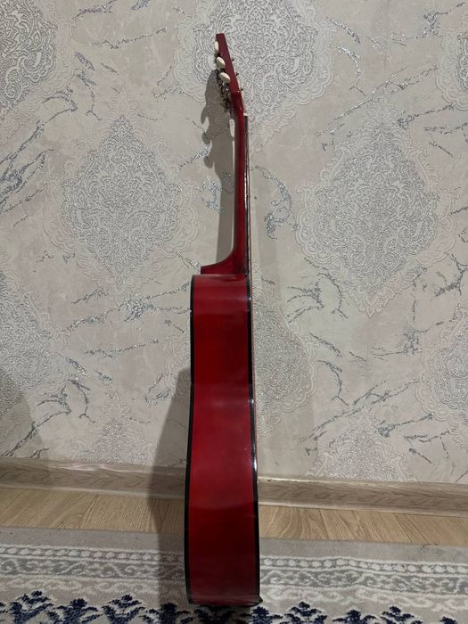 Акустическая гитара Belucci BC3830.