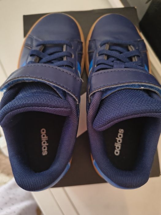 Маратонки Адидас 30 номер