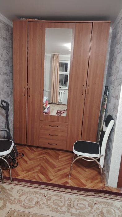 Продаю Шкаф . б/у