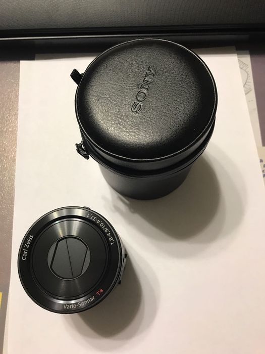 Sony QX100/RX100. Sony LVR1.