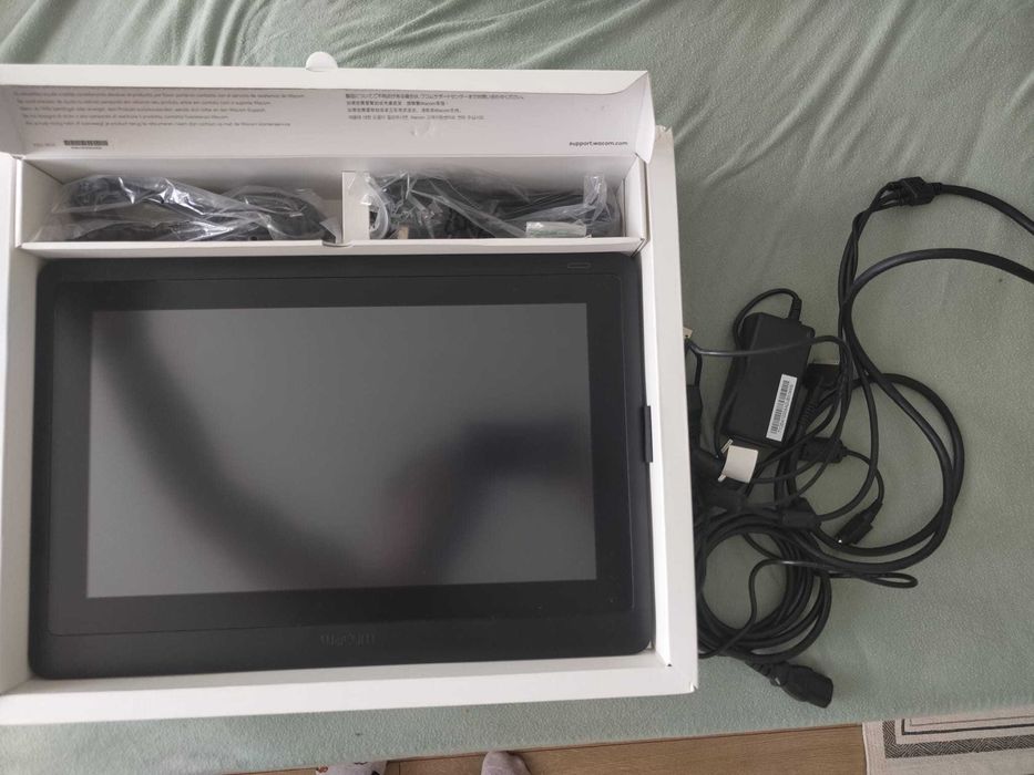 Tableta grafica Wacom Cintiq 16