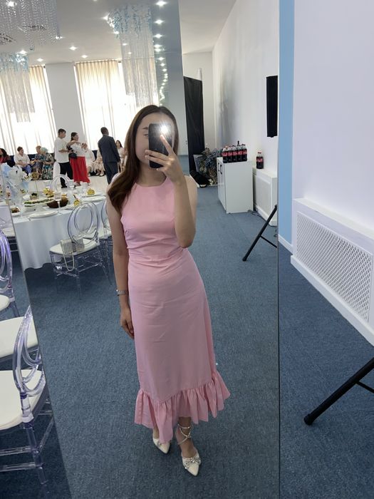 Продается платье жанская, размер м