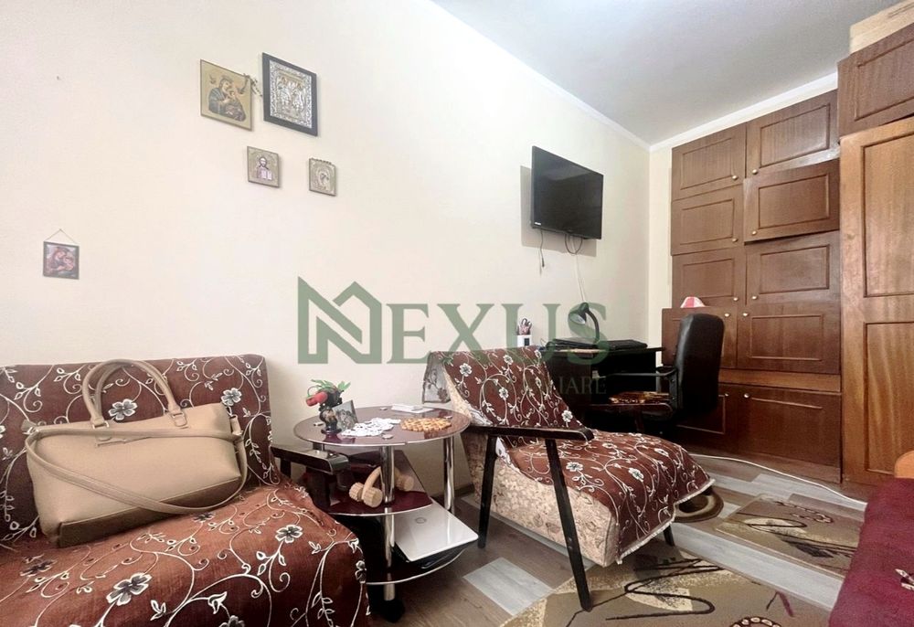 PROPRIETAR – Apartament 3 camere, 41 mp, etaj 3, centrală – lângă Spit