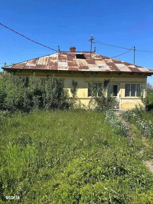 De vanzare casa batraneasca si teren de 1847mp in Horia, 48500euro