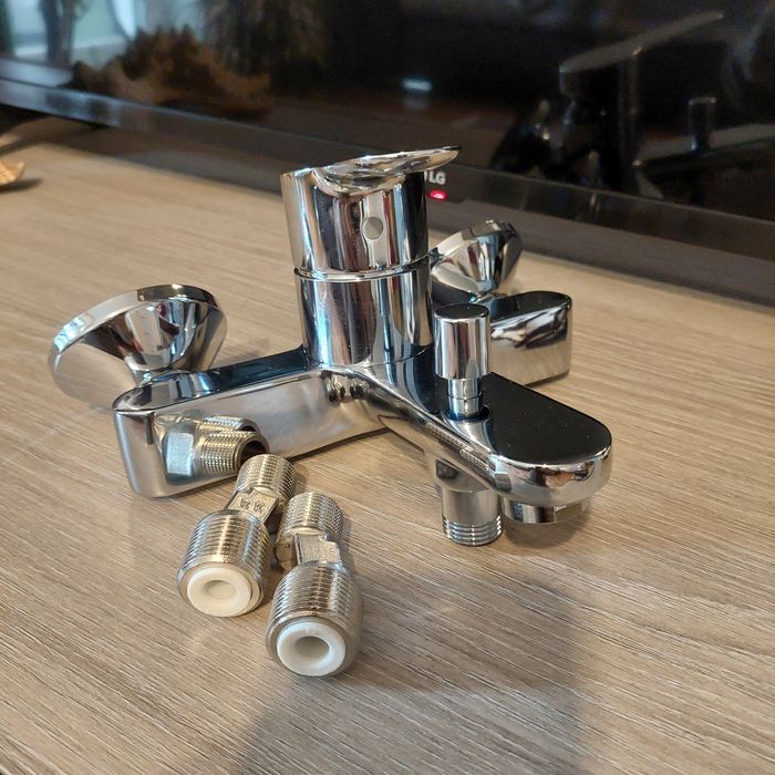 Baterie de baie cu duș