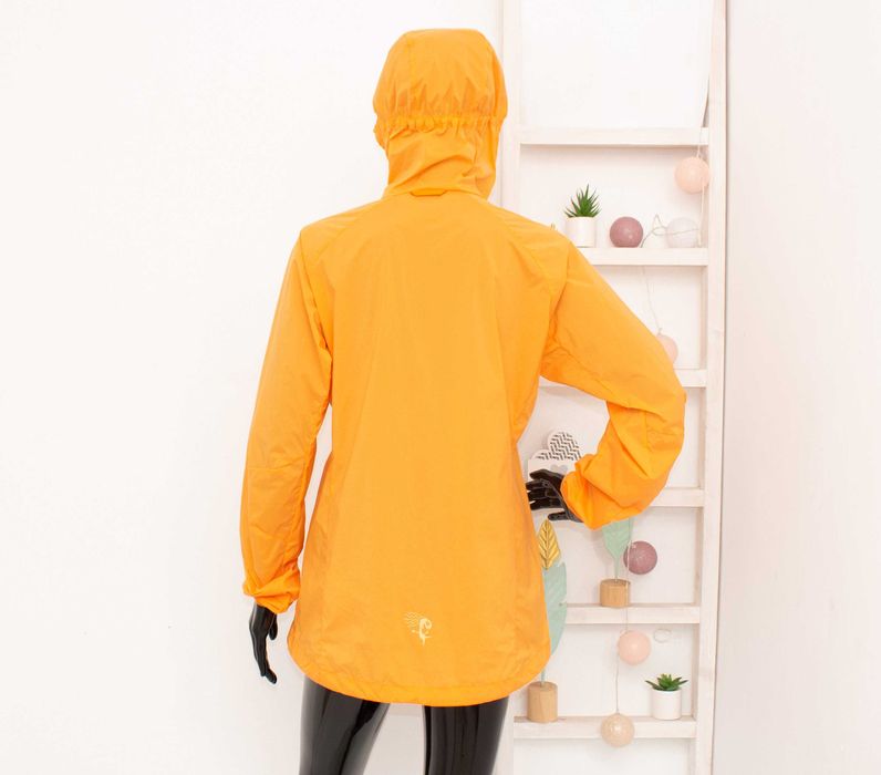 BERGANS Cecilie LT Wind Anorak дамско яке тънко с качулка ветровка М