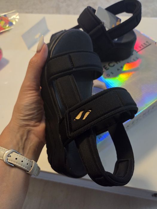 Детски нови сандали Skechers