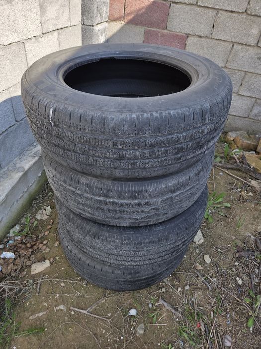 Шины 4 штуки. 17/60/235