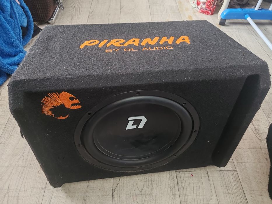 Сабуфер для автомобиля