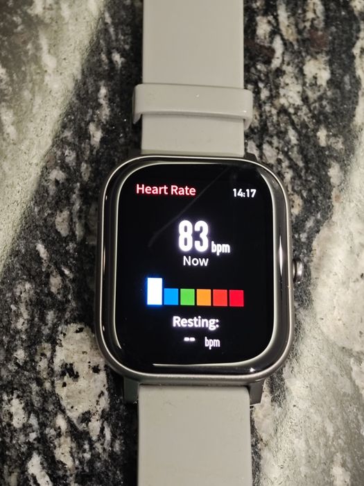 Смартчасовник Amazfit GTS, много запазен
