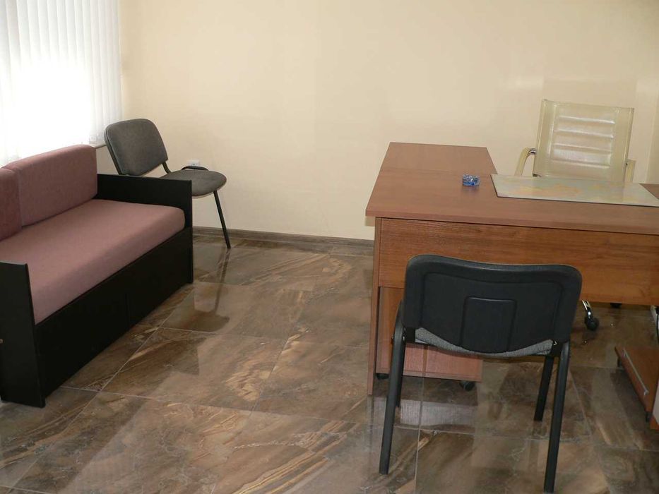 Продава се Магазин в Велико Търново, Център - 23 кв.м за 1870 €/кв.м - Снимка #1