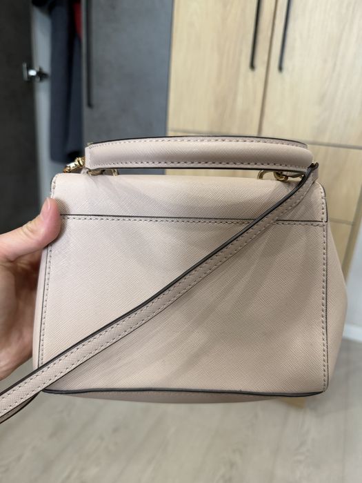 Продам Michael kors