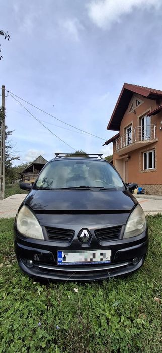 Vând Renault scenic