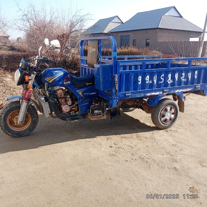 Mototsikl muravey yuk uchun