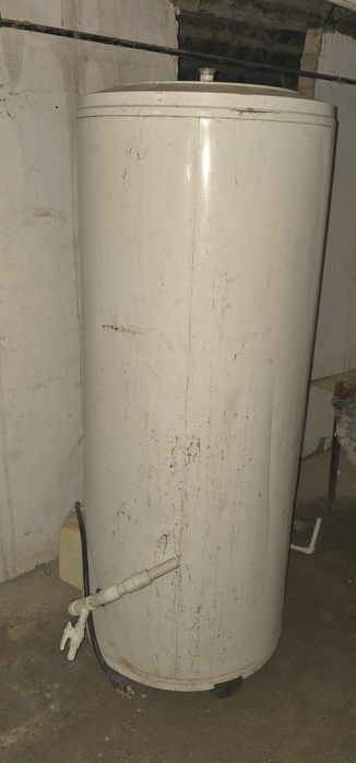 Продам водонагреватель 500л. Электрический 220w (6 kw.t)