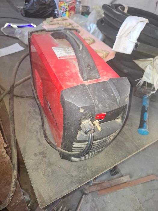 Продам сварочные аппарат Magnetta