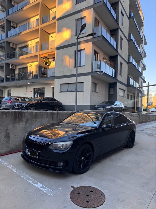 Dezmembrez bmw seria 7 f01 2012 volan stanga