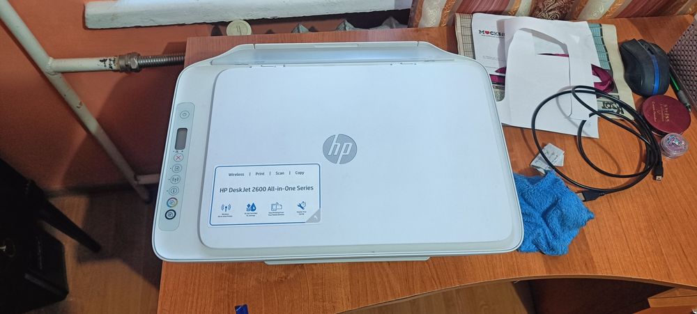 Принтер hp DeskJet 2620 почти новый