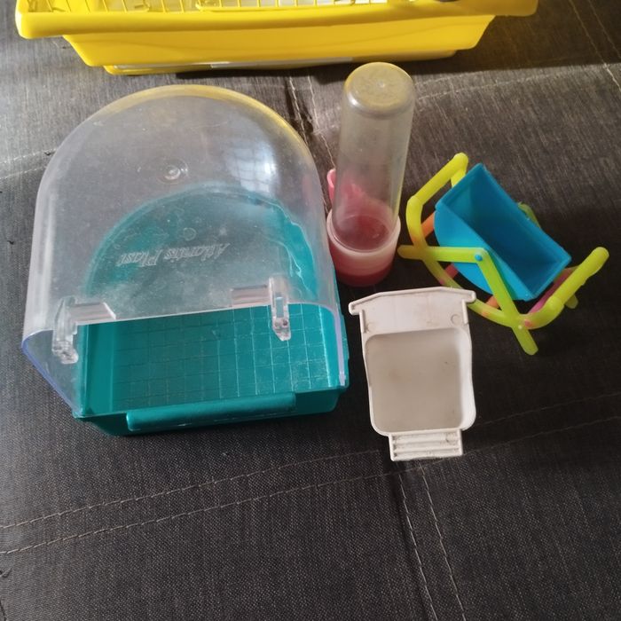 Продам клетку для попугая