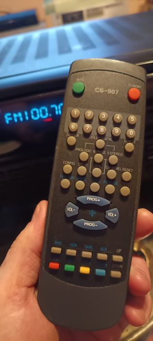 Amplituner Cat cu subwofer și 4 sateliți Teac