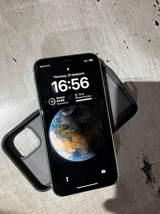 обменяю айфон 11 128гб