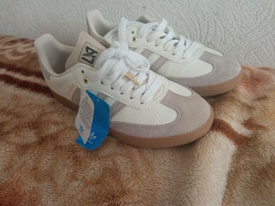 Женские кеды Adidas