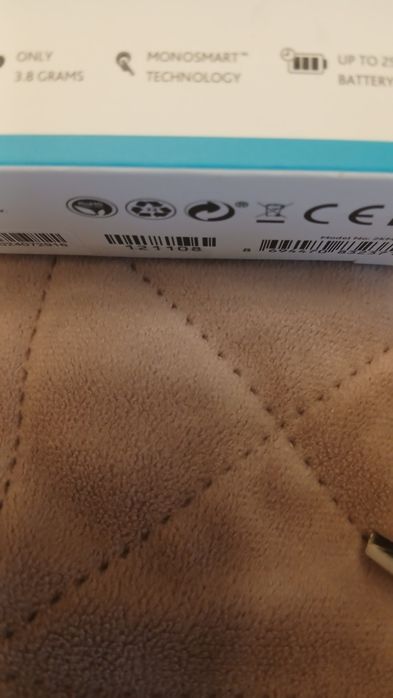 Безжични слушалки и зарядно за 19лв