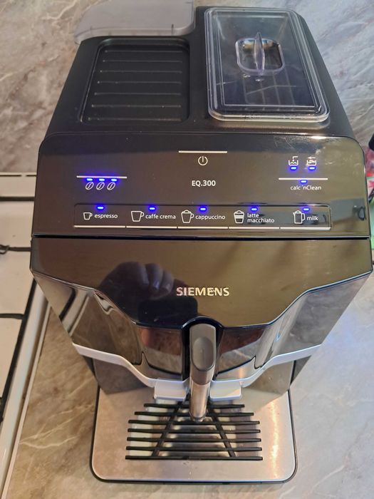 Кафеавтомат SIEMENS EQ300