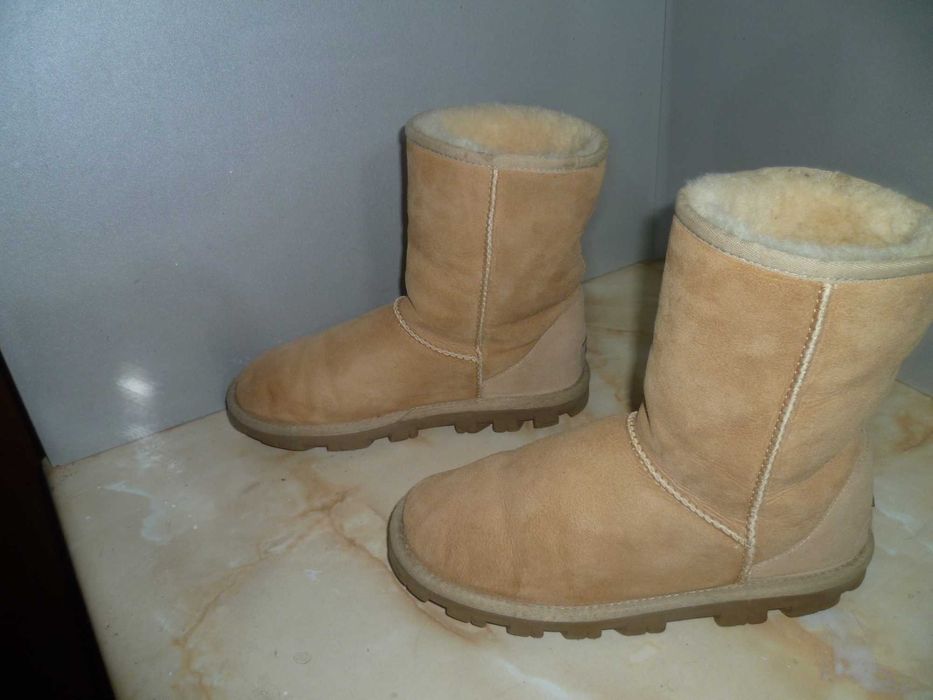 UGG оригинални ботуши №38