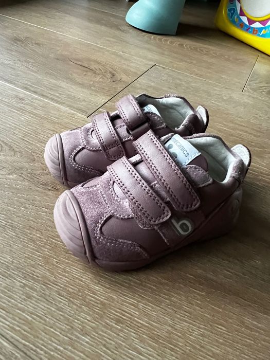 Biomecanics, sneaker primii pasi EUR 19