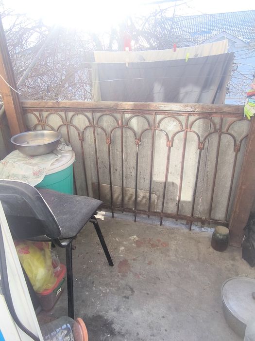 продается 2 ком квартира