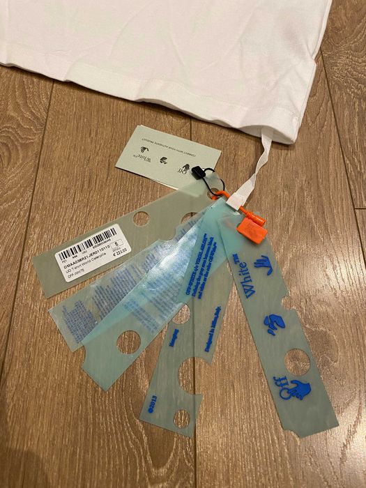 OFF-WHITE World CATERPILLA, тениска, размер: S