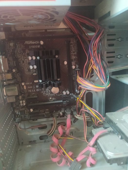 Компьютер монитор